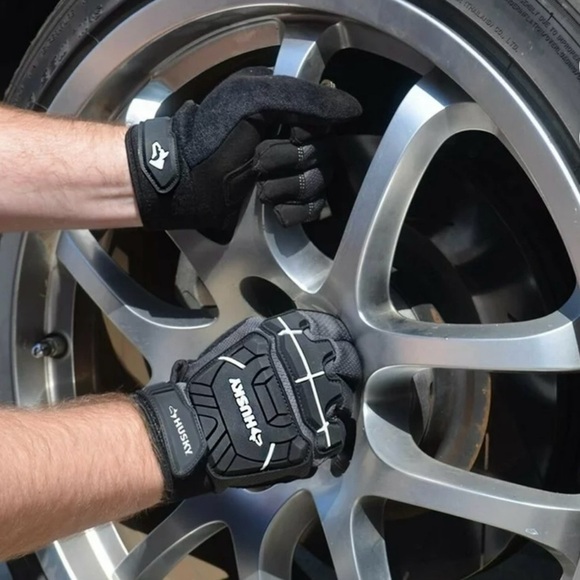 Husky
 Heavy Duty Gloves - Picture 1 of 4